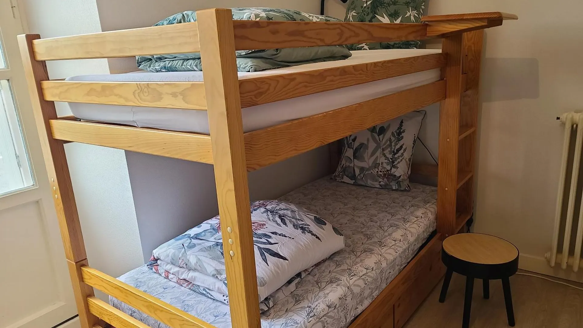 Appartement Bluema 2 Chambres Rdc, Proche Gare, Vue Sur Le Chateau 维特雷 0*,  法国